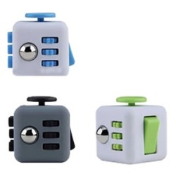 ΑΝΤΙΣΤΡΕΣ FIDGET CUBE ΜΕ ΚΟΥΜΠΙΑ 4x4x4cm
